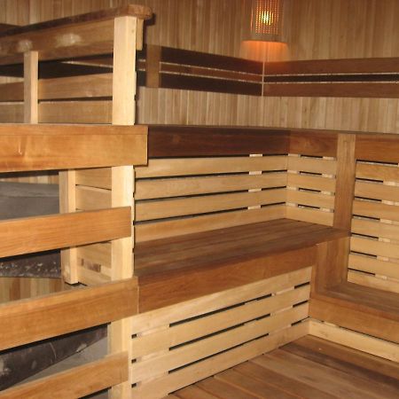 Hotel Nart Kharkiv Ngoại thất bức ảnh