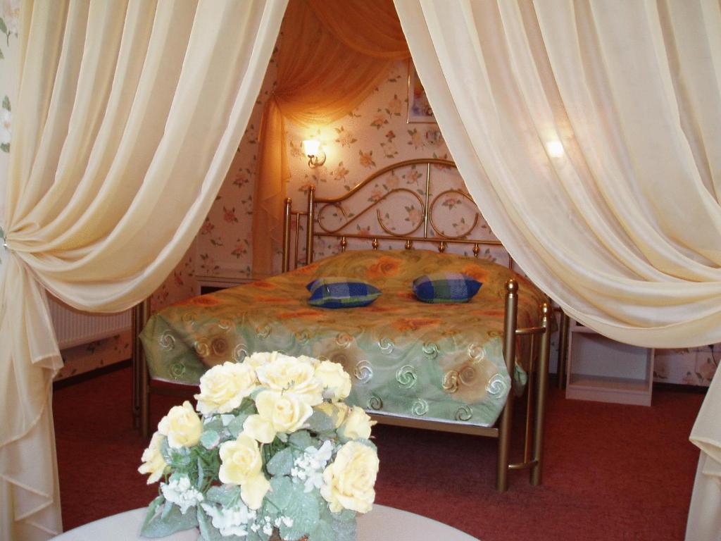 Hotel Nart Kharkiv Ngoại thất bức ảnh