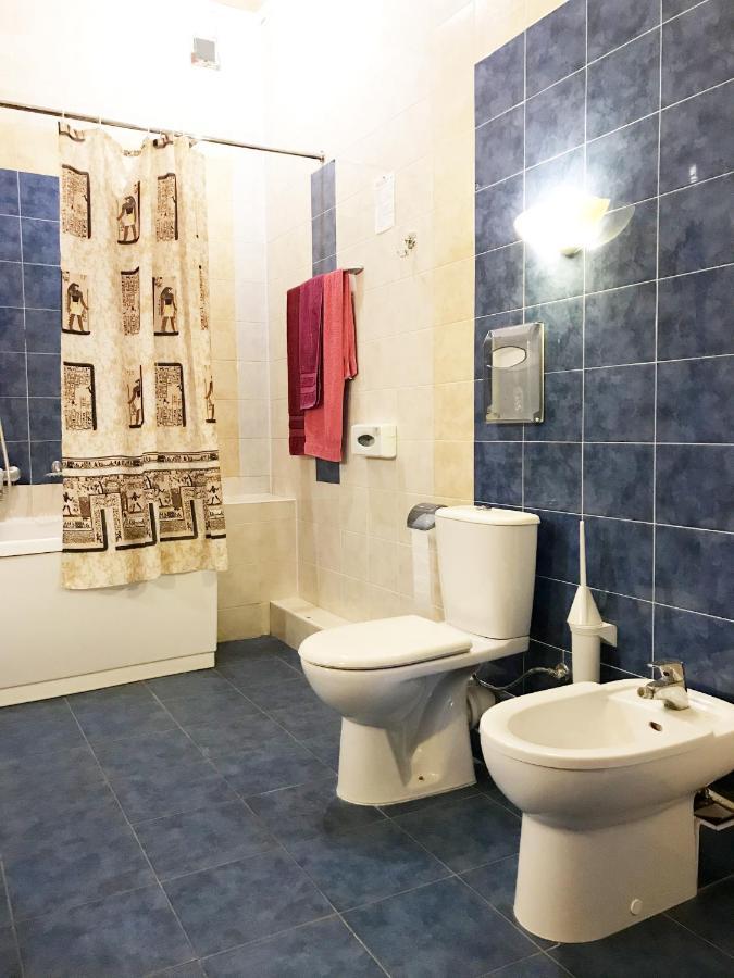 Hotel Nart Kharkiv Ngoại thất bức ảnh